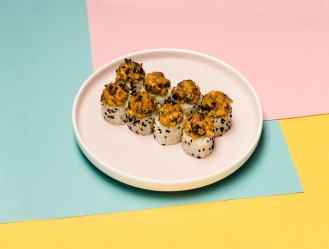 zapechenny-roll-s-midiyami-yet
